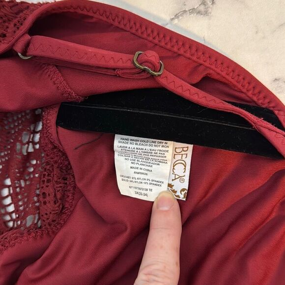 Becca La Boheme Crochet Overlay Swimsuit 3X - Picture 5 of 5